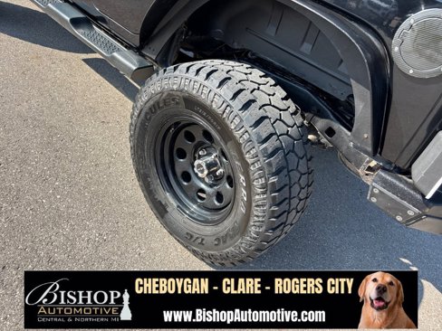 Used 2014 Jeep Wrangler Unlimited Sahara w/ Dual Top Group image 19