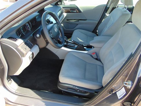 Used 2016 Honda Accord EX image 10