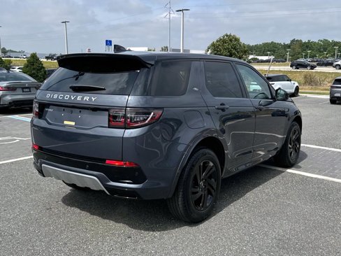 New 2024 Land Rover Discovery Sport S image 6
