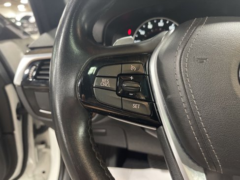 Used 2019 BMW 530i xDrive w/ Convenience Package image 18