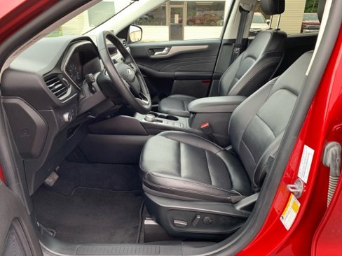 Used 2022 Ford Escape SEL image 8
