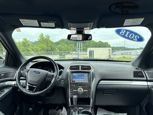 Used 2018 Ford Explorer Sport w/ Equipment Group 401A image 12