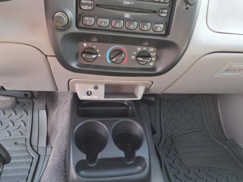 Used 2000 Ford Ranger XLT image 17