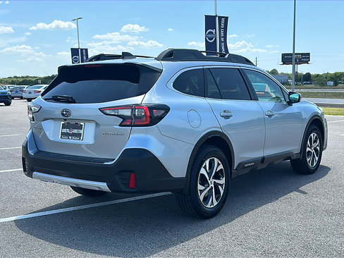 Used 2020 Subaru Outback Limited w/ Popular Package #2 image 8