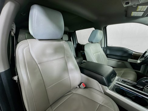 Used 2016 Ford F150 Lariat w/ Equipment Group 502A Luxury image 28