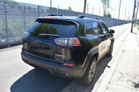 Used 2022 Jeep Cherokee Trailhawk w/ Premium Leather Package image 5
