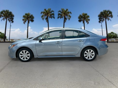 Used 2022 Toyota Corolla LE image 8