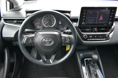 Used 2021 Toyota Corolla LE image 14