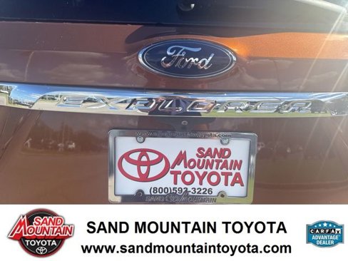 Used 2017 Ford Explorer Limited w/ Equipment Group 301A image 9