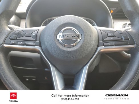 Used 2018 Nissan Kicks S image 24