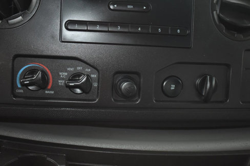 Used 2011 Ford E-150 and Econoline 150 image 24