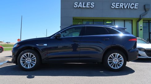 Used 2019 Jaguar F-PACE Prestige image 4