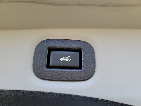 Used 2019 Nissan Rogue SL w/ Premium Package image 20