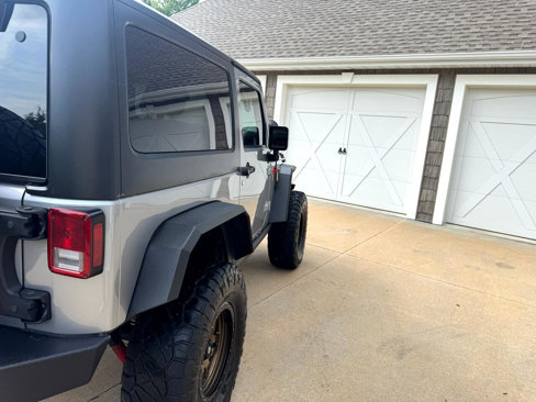Used 2015 Jeep Wrangler Sport image 36