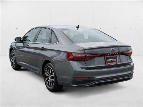 New 2025 Volkswagen Jetta SE image 2