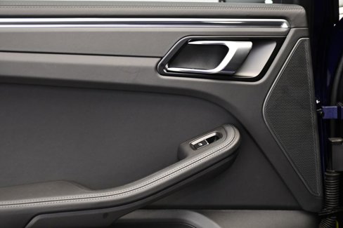 Certified 2023 Porsche Macan GTS image 41