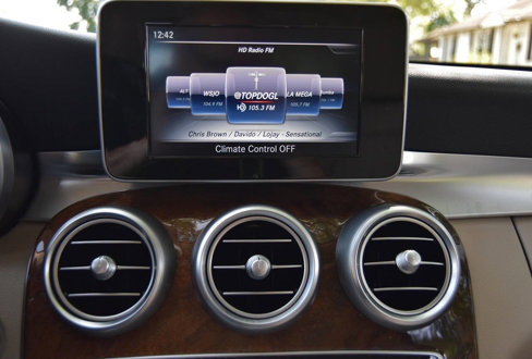 Used 2016 Mercedes-Benz C 300 4MATIC Sedan image 33