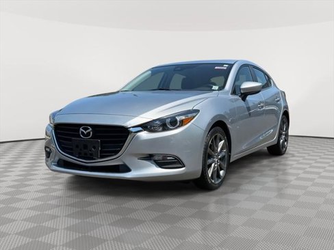 Used 2018 MAZDA MAZDA3 Touring image 3