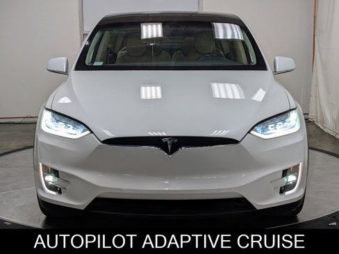 Used 2016 Tesla Model X 75D image 3