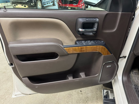 Used 2015 GMC Sierra 1500 SLT w/ SLT Crew Cab Value Package image 16