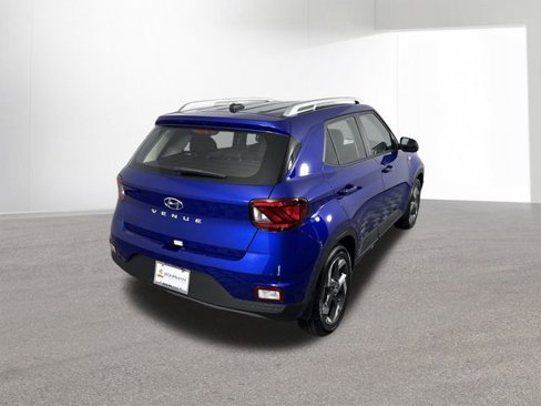 New 2025 Hyundai Venue SEL image 33