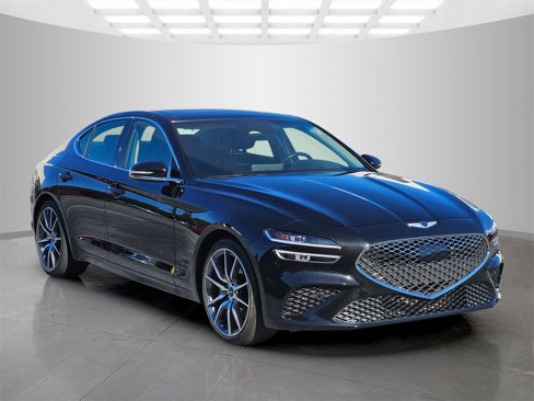 Used 2022 Genesis G70 2.0T w/ Prestige Package image 8