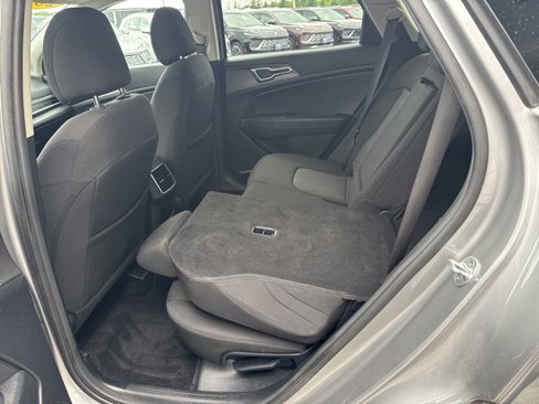 Used 2023 Kia Sportage LX image 27
