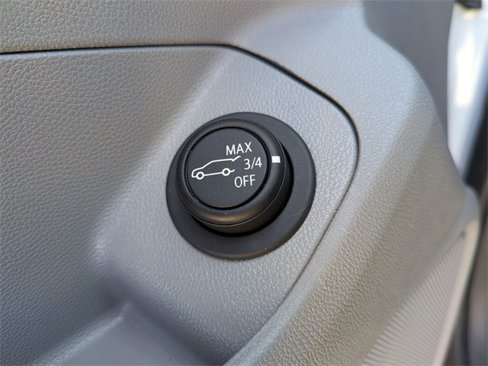 Used 2023 GMC Terrain SLE w/ Driver Convenience Package image 24