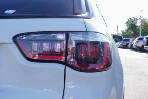 Used 2019 Jeep Compass Altitude image 6