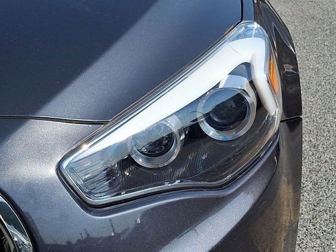 Used 2015 Kia Cadenza Premium w/ Technology Package image 9
