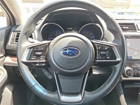 Used 2019 Subaru Outback 2.5i Limited w/ Popular Package #2 image 19