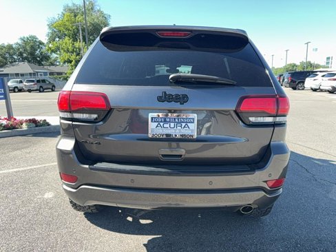 Used 2018 Jeep Grand Cherokee Altitude image 6