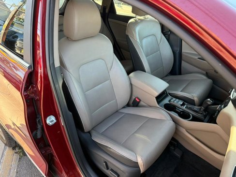 Used 2019 Hyundai Tucson Ultimate w/ Cargo Package image 8