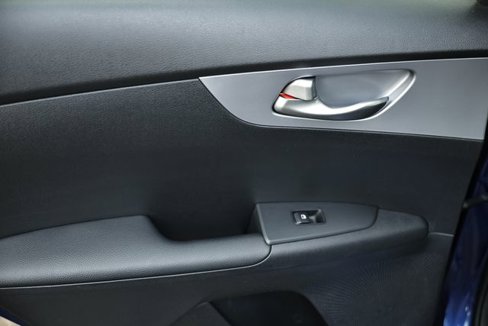 Used 2022 Kia Forte LXS image 23