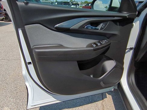 Used 2021 Chevrolet TrailBlazer LT w/ Convenience Package image 23