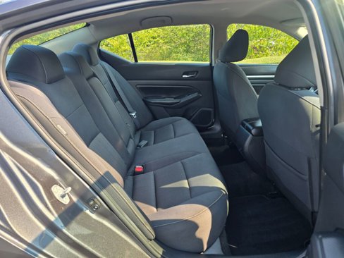Used 2022 Nissan Altima 2.5 SV image 40
