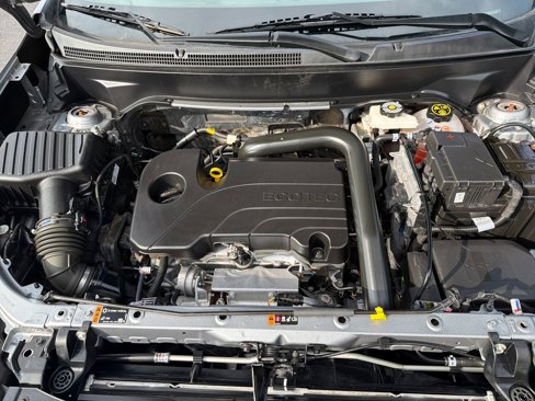 Used 2023 Chevrolet Equinox LS image 27