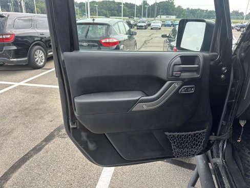 Used 2015 Jeep Wrangler Unlimited Sport w/ Quick Order Package 24S image 17