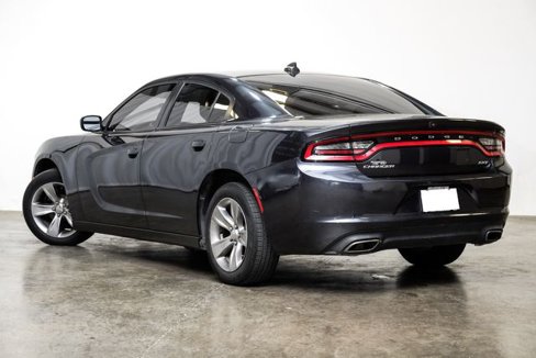 Used 2016 Dodge Charger SXT w/ Navigation & Travel Group image 12