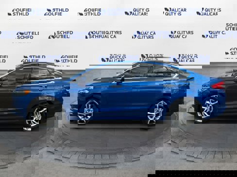 Used 2018 Ford Fusion SE w/ Fusion SE Technology Package image 3