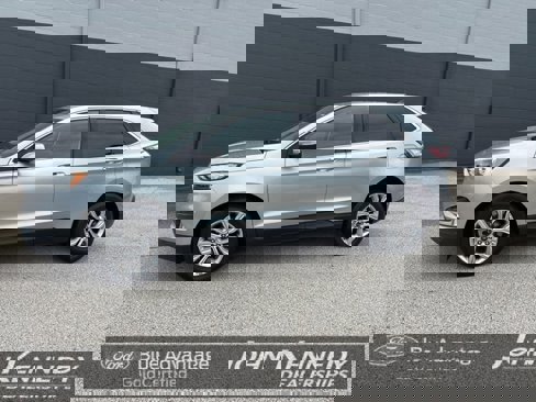 Certified 2024 Ford Edge Titanium image 4