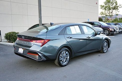 Certified 2024 Hyundai Elantra SEL image 8