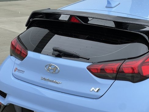 Used 2020 Hyundai Veloster N image 10