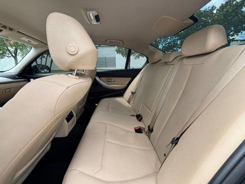 Used 2018 BMW 320i Sedan image 13