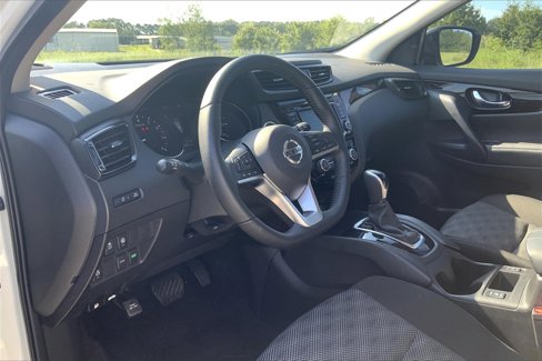 Used 2022 Nissan Rogue Sport SV image 14