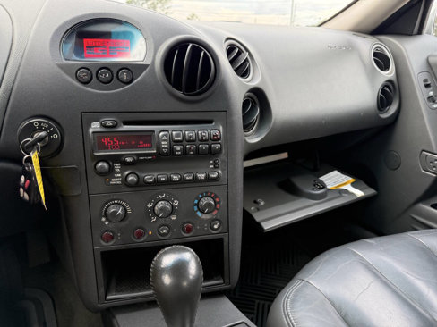 Used 2004 Pontiac Grand Prix GT2 w/ Leather Trim Pkg image 13