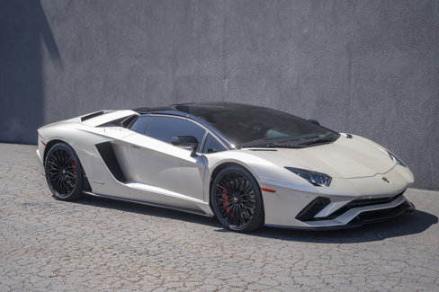 Used 2019 Lamborghini Aventador S image 10