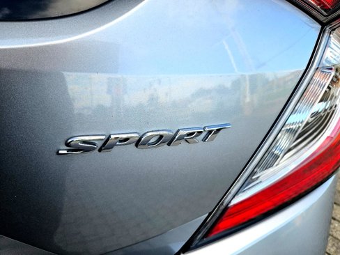 Used 2017 Honda Civic Sport image 31