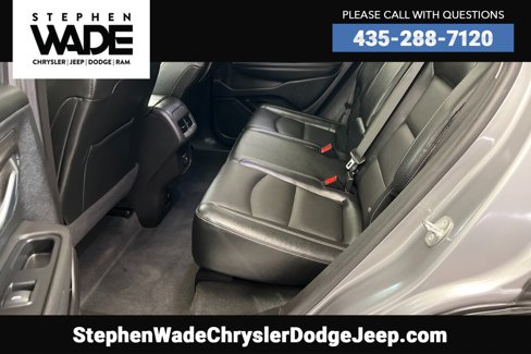 Used 2023 GMC Terrain SLT image 21