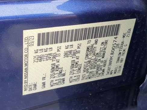 Used 2023 Nissan Rogue SV image 49